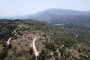 Litsarda Kreta, Litsarda: Ruhiges Grundstück mit Baugenehmigung und atemberaubender Aussicht auf die Landschaft zu verkaufen Grundstück